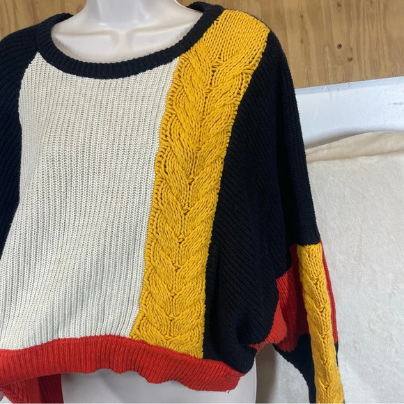 Moon Madison Sweater Colorblock Mixed Media Cable Knit Long Sleeve Cropped M - Picture 6 of 8